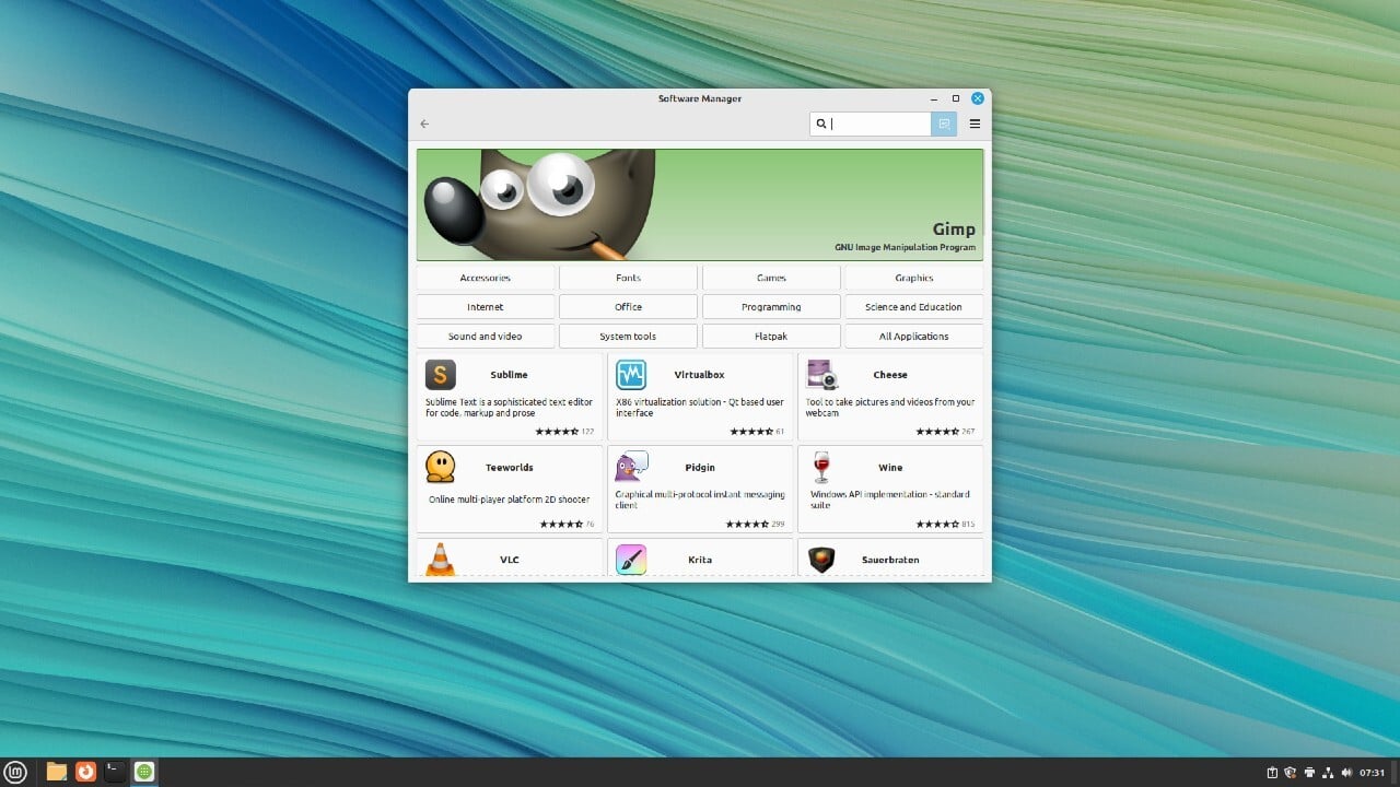 Done With Windows? This Linux Distro Makes It Easy to Switch
