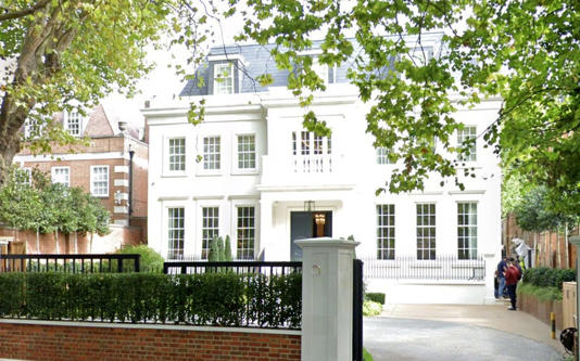 There was a heavy police presence at a property owned by Chen in Avenue Road in St John’s Wood, north London yesterday