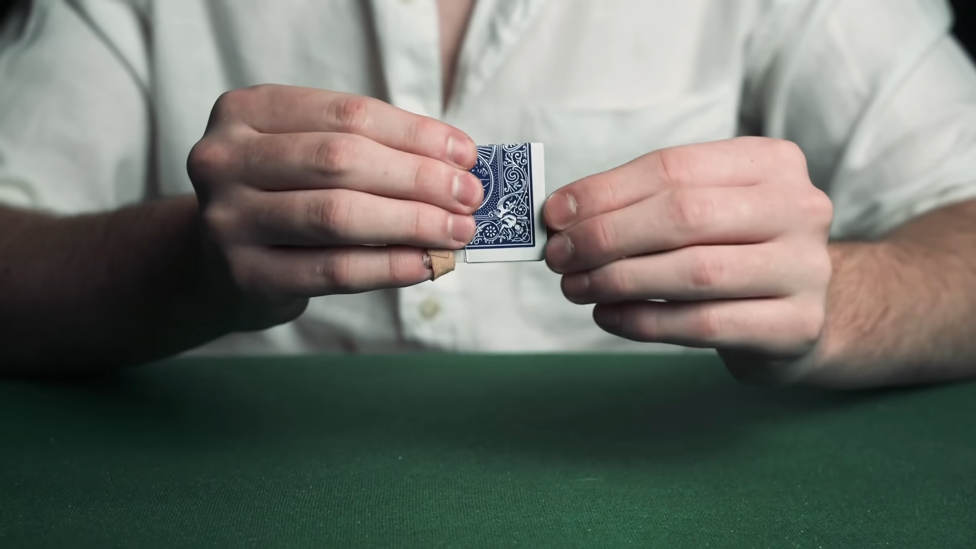 5 Magic tricks that seem impossible