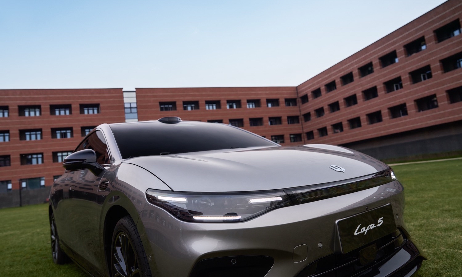 Leapmotor B05: interior, medidas, mecánica y llegada a Europa