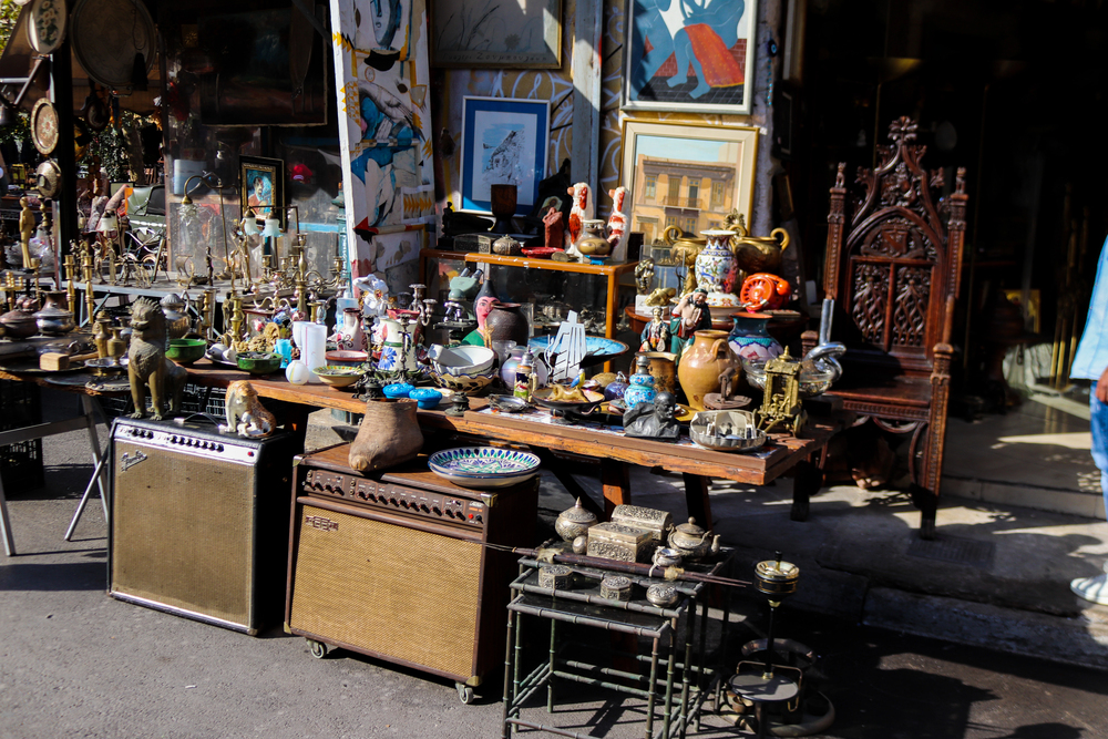 What to Do When Clutter Feels Emotionally Heavy
