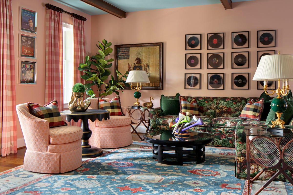 Carleton Varney Home Tour 3_Dorothy Draper & Co._Photo Credit_Gordon Gregory.jpg