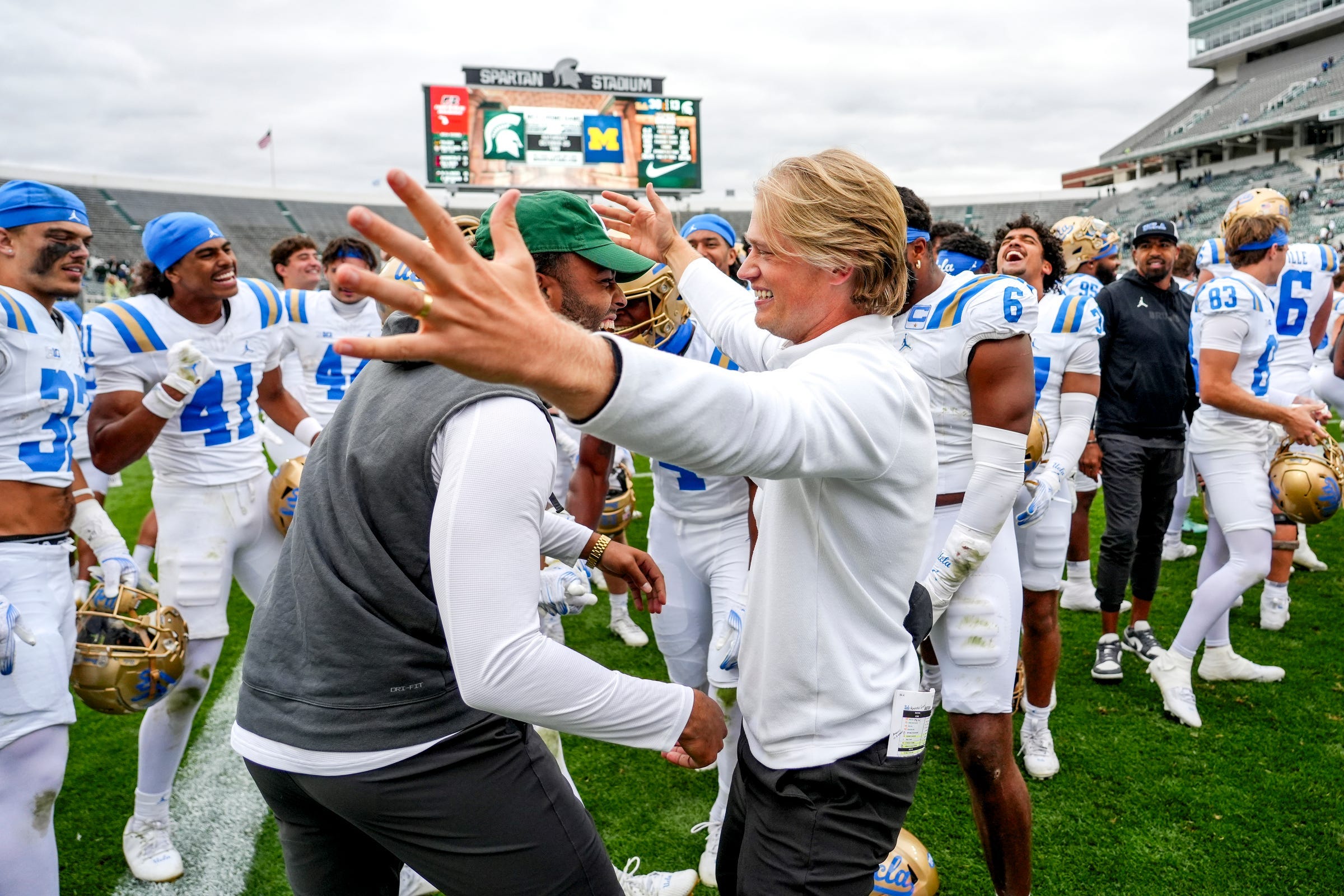 UCLA expected to hire Dean Kennedy as offensive coordinator