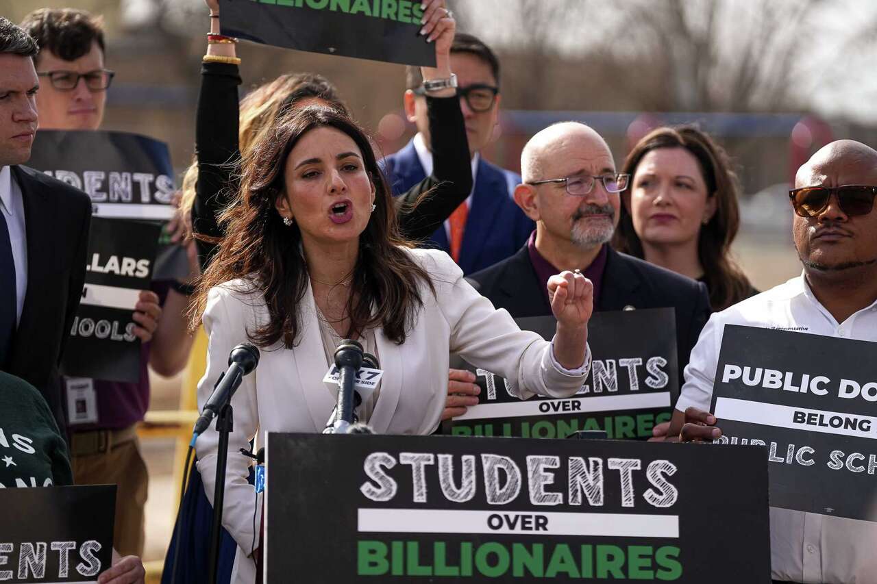 Austin state Rep. Gina Hinojosa launches Democratic bid against Greg Abbott