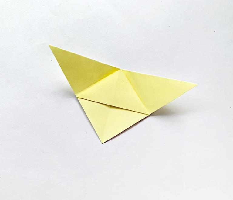 Witch hat bookmark craft for Halloween