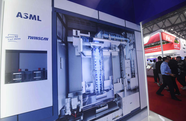 What Chipmaking Equipment Giant ASML's Q3 Results Said About AI Demand ...