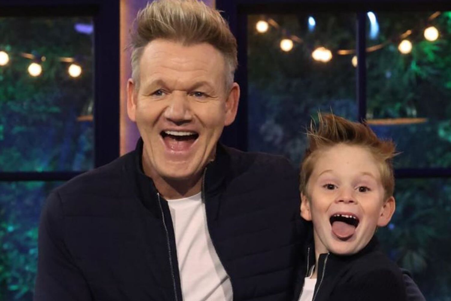 Gordon Ramsay Brings Lookalike Son Oscar, 6, to Work with Him in Sweet(00)