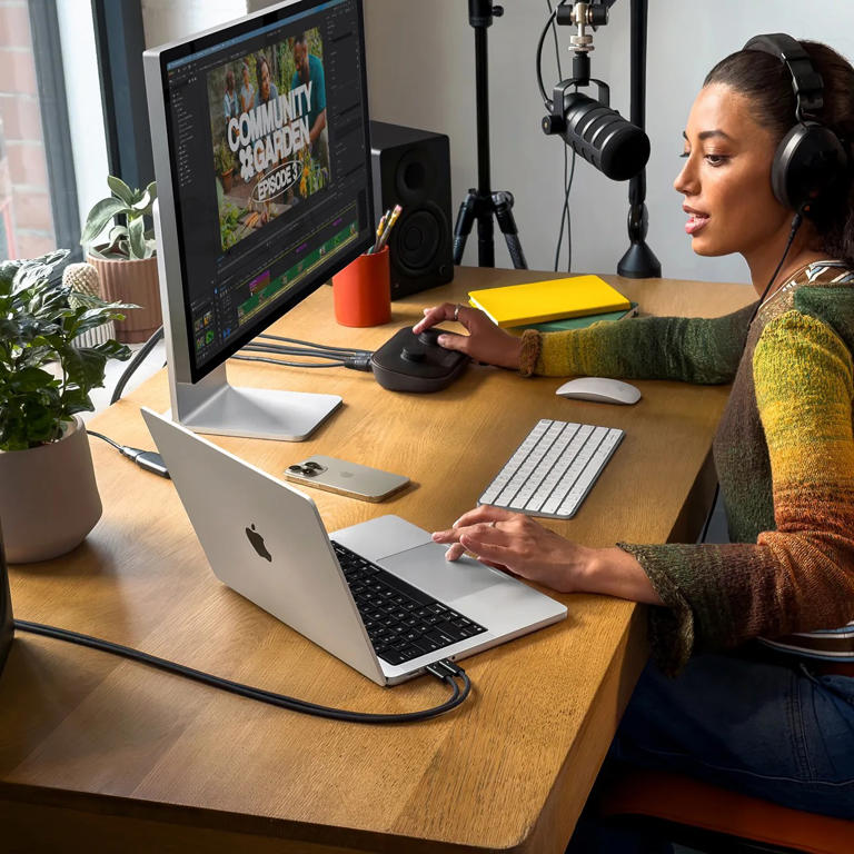 Apple Stealthily Just Made Its MacBooks and iPads Even Better