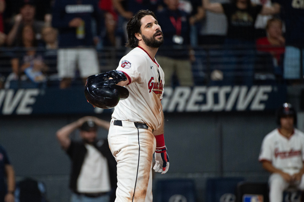 Guardians re-sign catcher Austin Hedges to a $4 million, 1-year contract