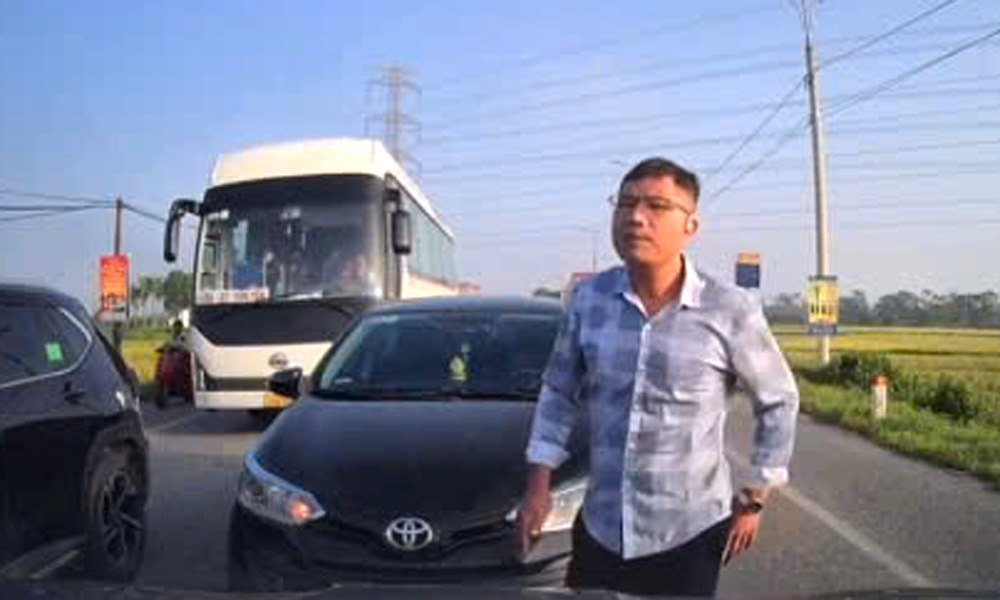 Bắc Ninh xử lý lái xe ô tô lấn làn ngược chiều