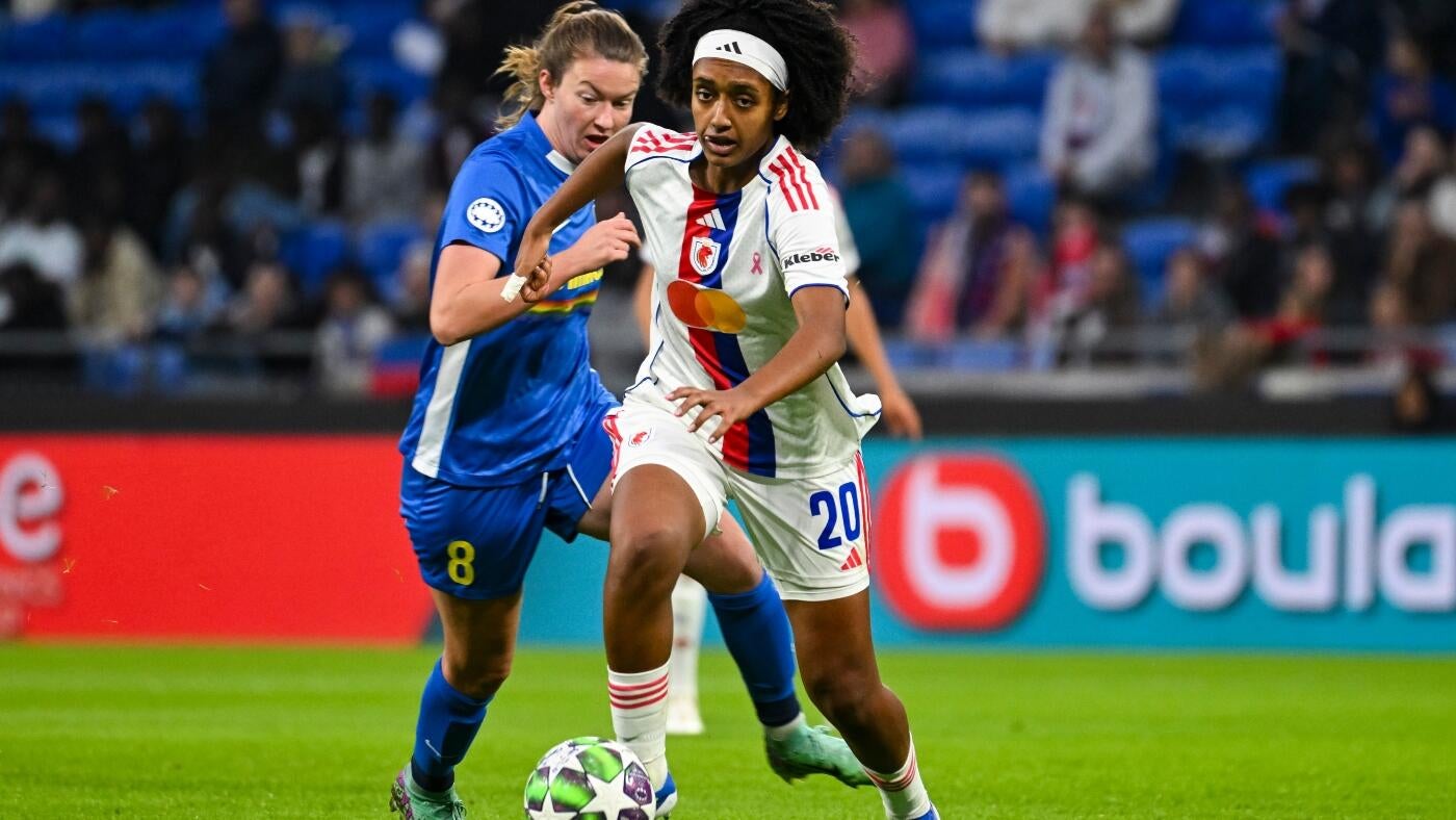 WATCH: USWNT midfielder Lily Yohannes scores stunning goal from near