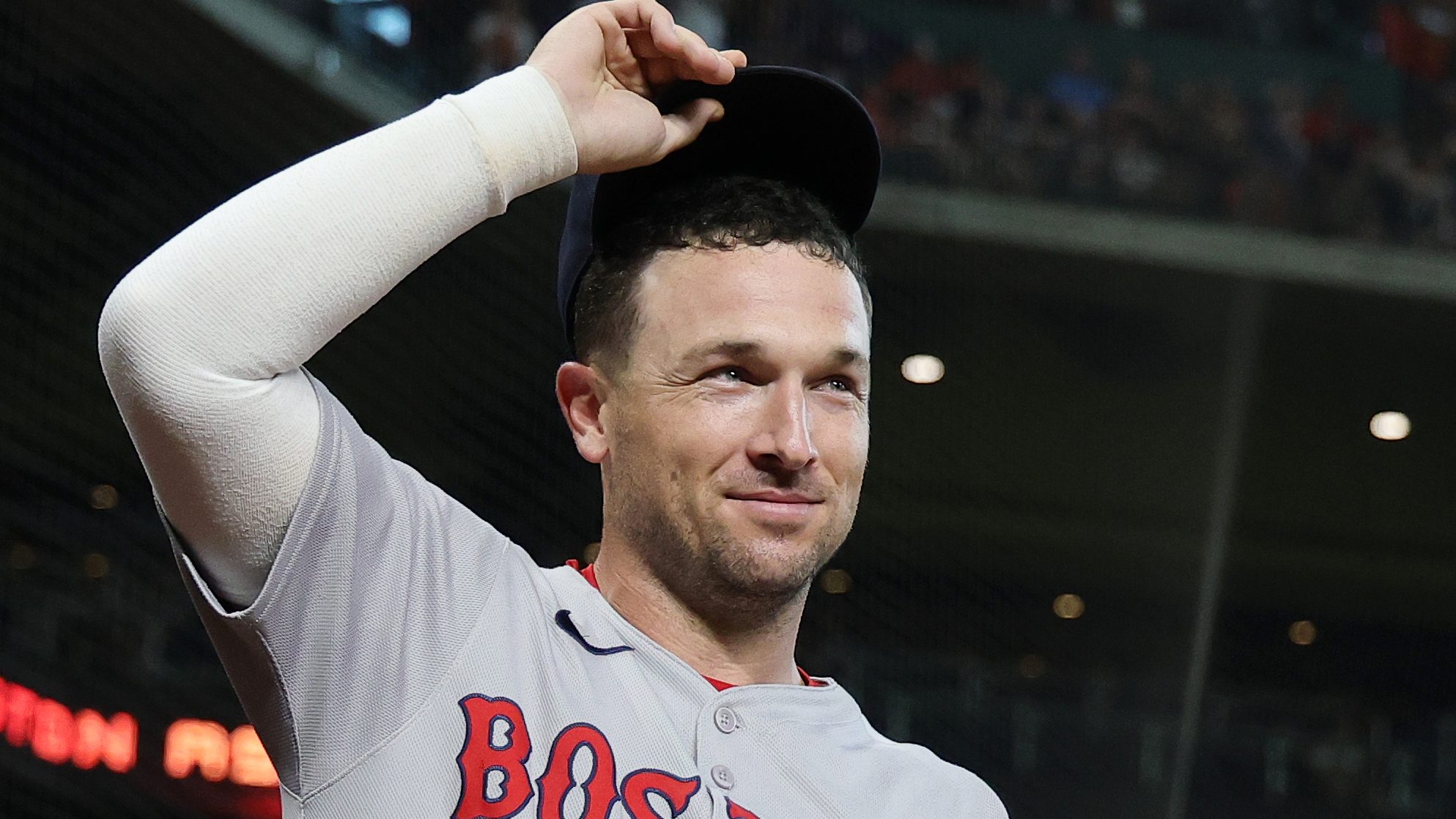 Alex Bregman Predicted to Sign $135 Million Deal with AL Contender