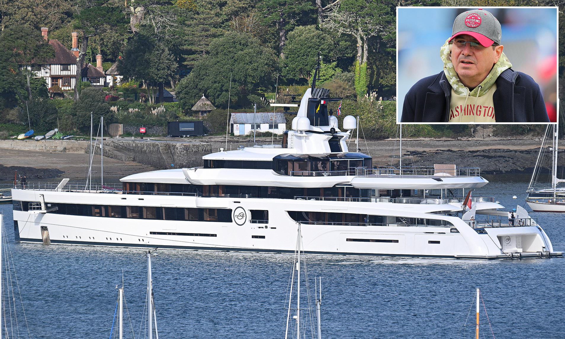 Ex-NFL owner's stunning $200m superyacht breaks down as it's forced to ...