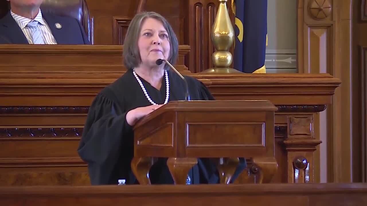 Kansas Supreme Court Chief Justice Marla Luckert to resign from role