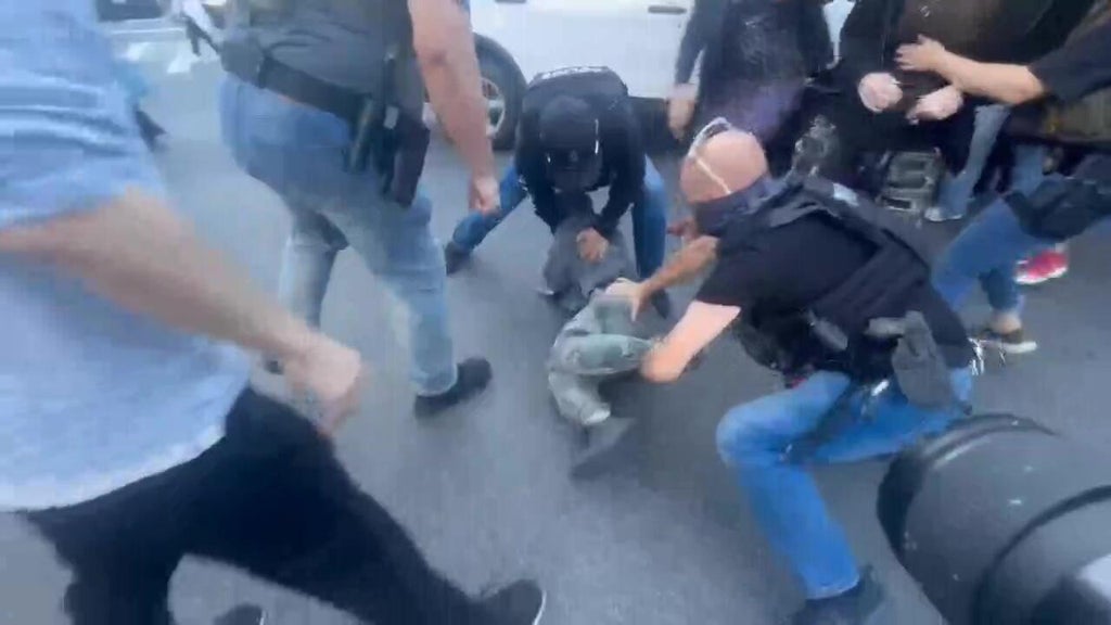 ICE raid on NYC's Canal Street picked up street vendors, some with