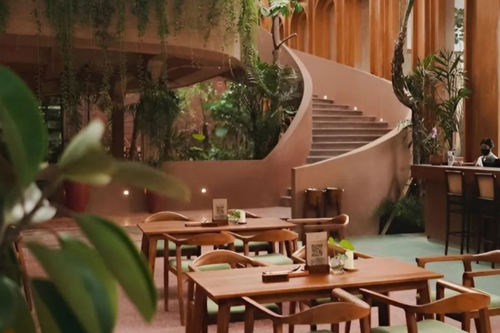 7 Resto and Bar di Semarang yang Cozy dengan Suasana Mewah 1 AA1P0ELd