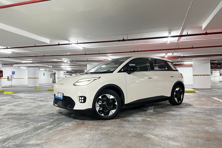Aion UT: Konsumsi 17 kWh per 100 Km, Apa Maknanya?
