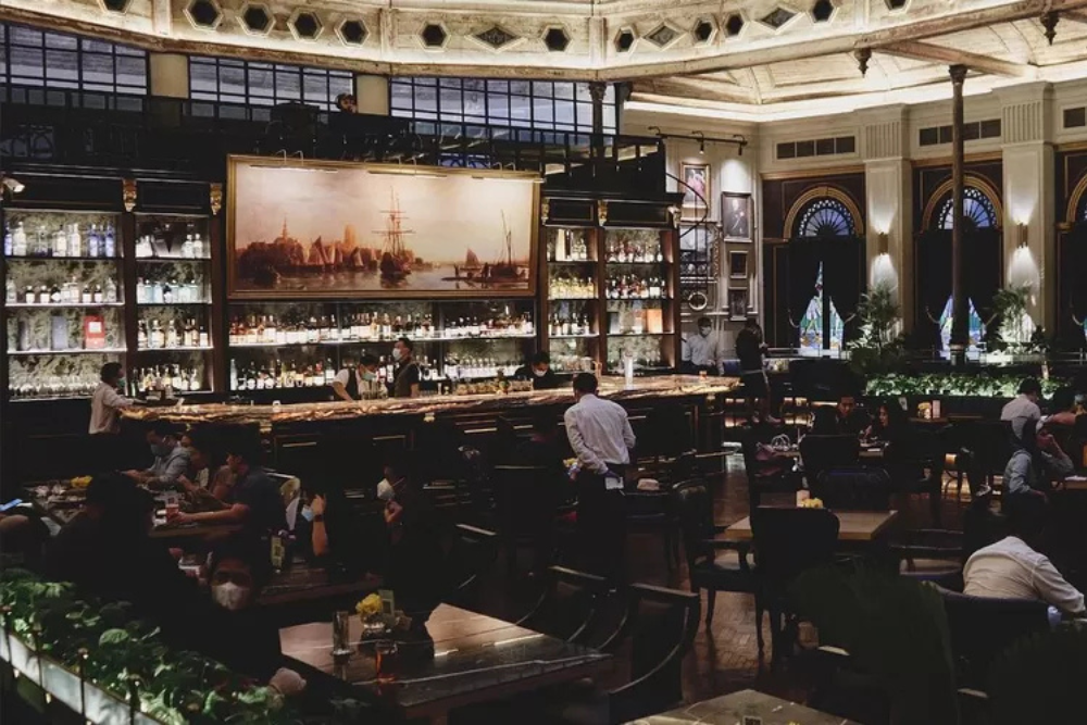 7 Resto and Bar di Semarang yang Cozy dengan Suasana Mewah 2 AA1P0qAq