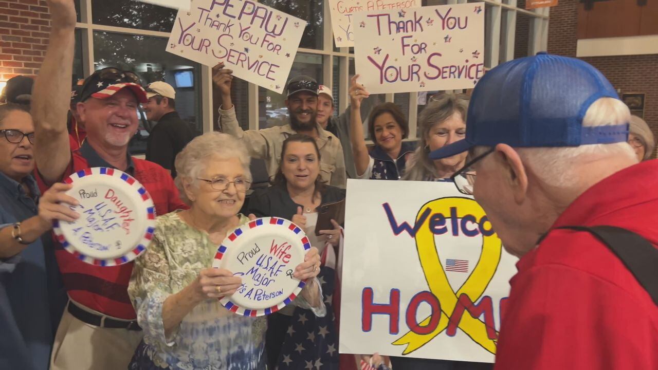 East Texas veterans return from Heroes Flight to emotional homecoming