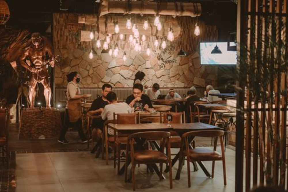 7 Resto and Bar di Semarang yang Cozy dengan Suasana Mewah 3