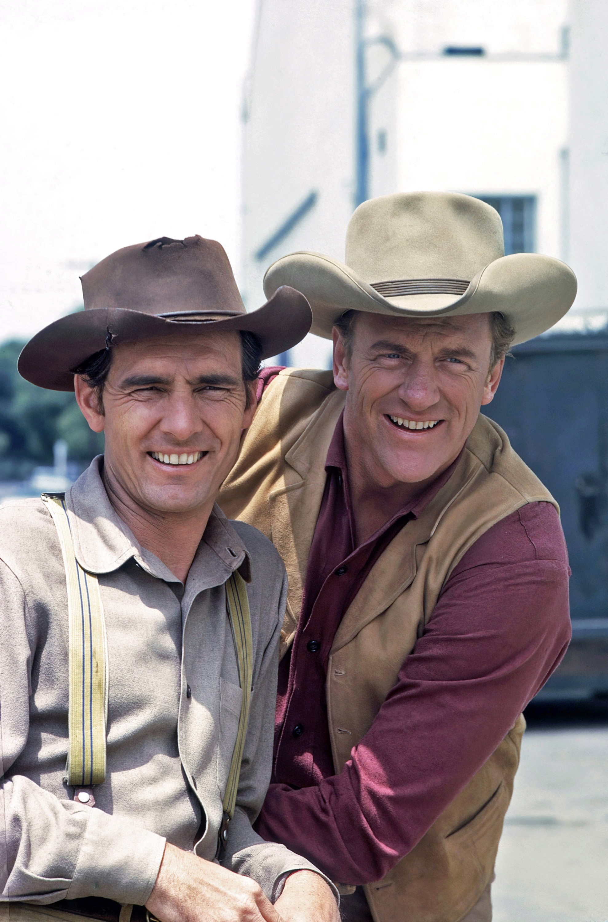 ‘I Felt Lucky Just To Get Where I Was': James Arness, 6′7″ Star of ...