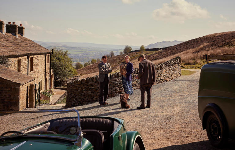 All Creatures Great and Small: Behind the Magic to air at Christmas on ...