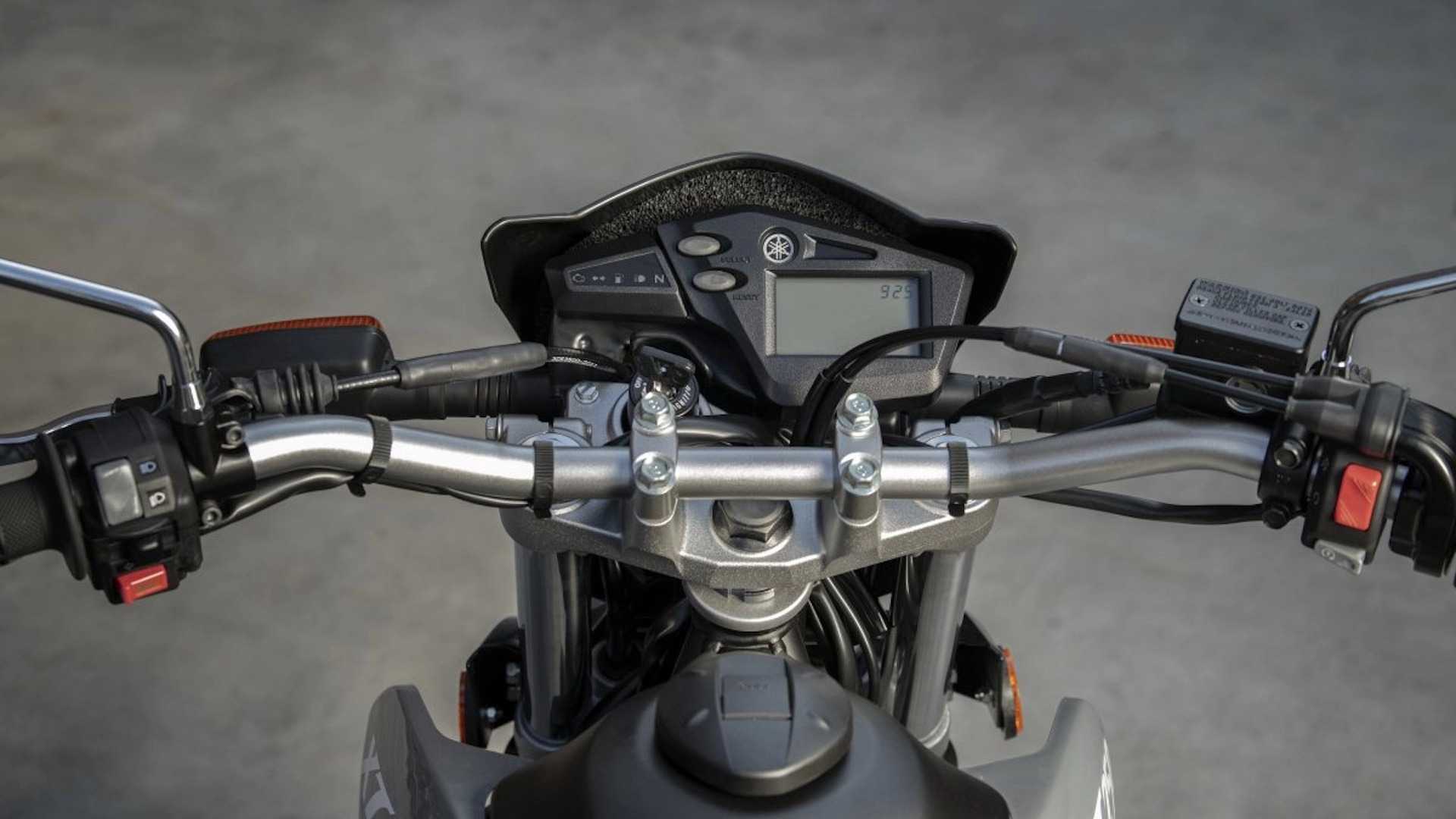 Yamaha XT250 dash
