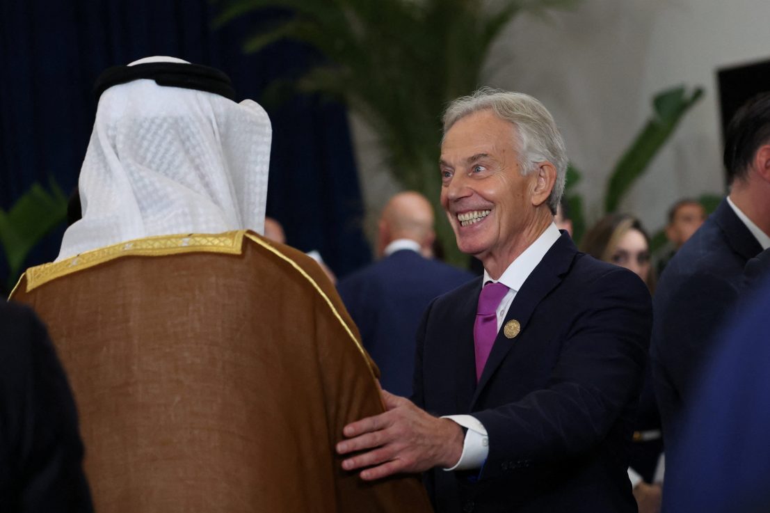 Tony Blair calls on Labour to ditch key net zero target