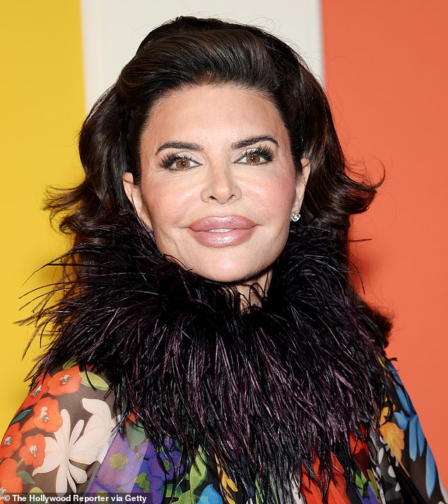 Lisa Rinna turns heads with dramatic transformation as she ditches ...