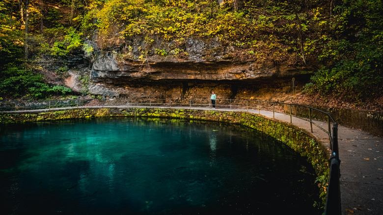 Missouri's Fifth-Largest Spring Is An Idyllic Park To Fish, Hike, And ...