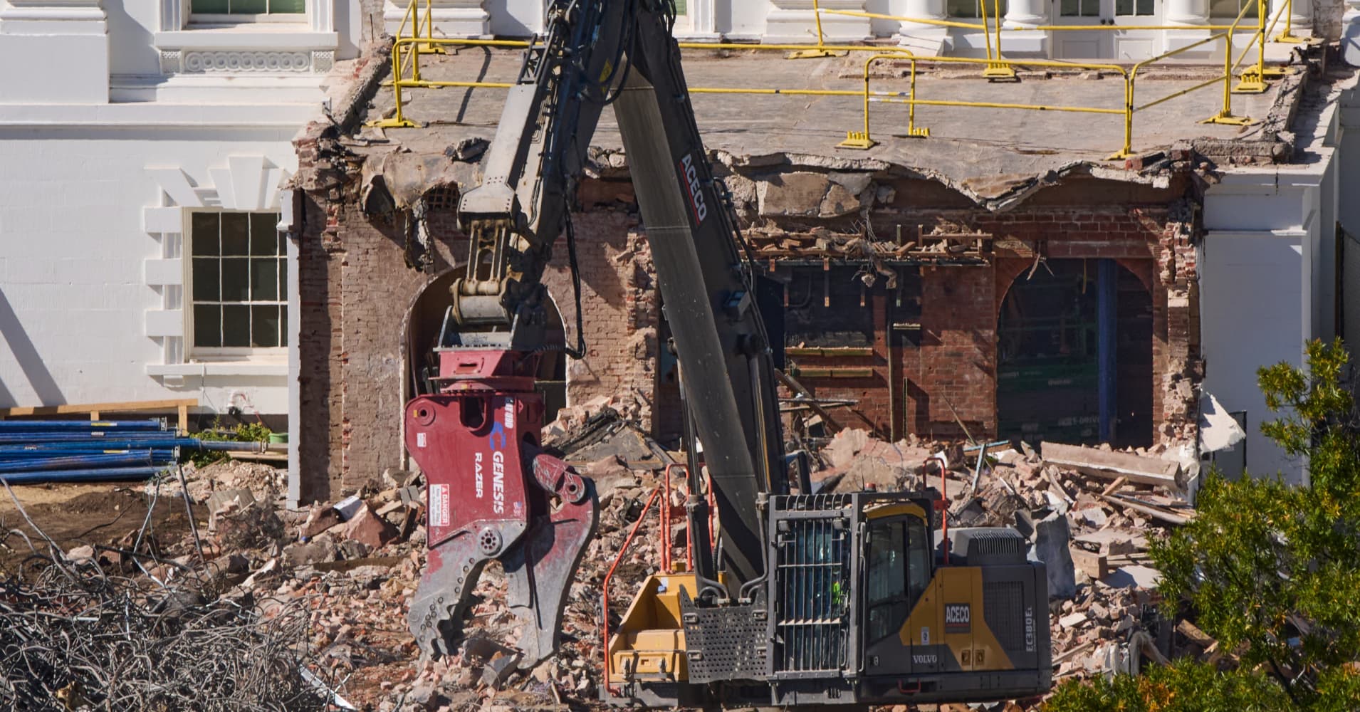 White House East Wing demolition nearly complete to make room for Trump ...