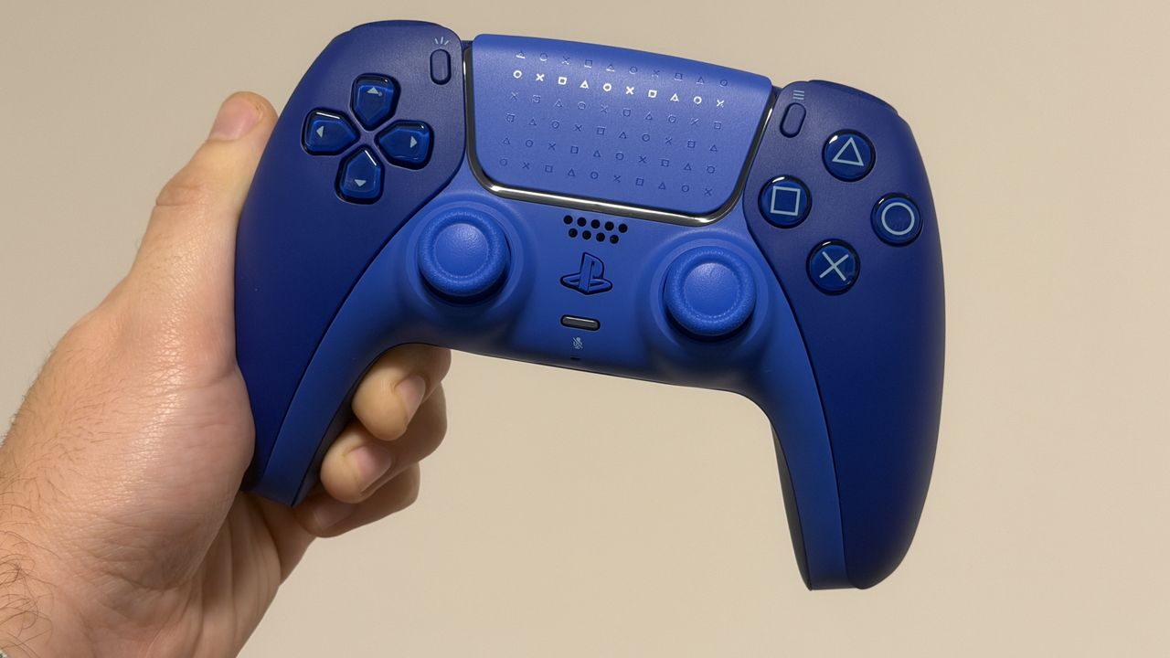 Is this the future of controllers? Sony patents a 'buttonless' gamepad ...