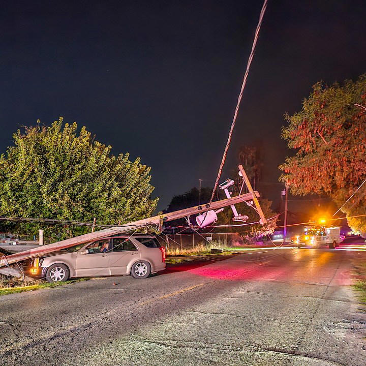 DUI driver crashes into power pole in Fresno, CHP says