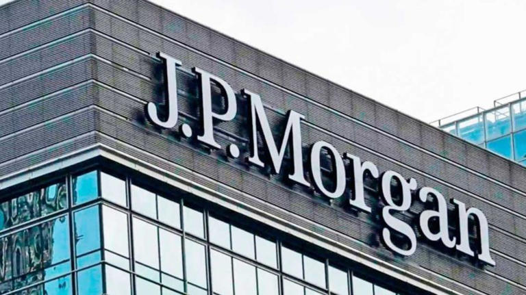 El gobernador de Buenos Aires señaló a JP Morgan por sus vínculos políticos en el país.