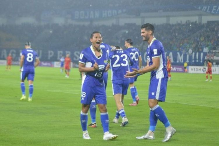 Bojan Hodak Senang Persib Kalahkan Selangor FC! Adam Alis dan Andrew Jung Bawa Pangeran Biru Menang 