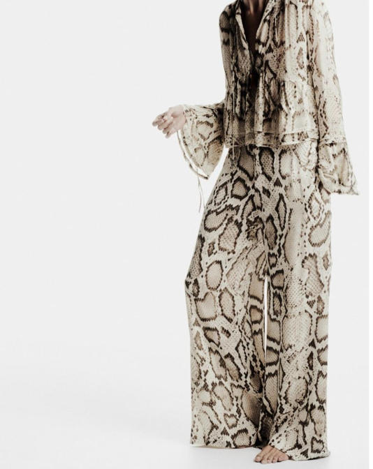 PANTALÓN ANIMAL PRINT CON TRANSPARENCIAS ZARA