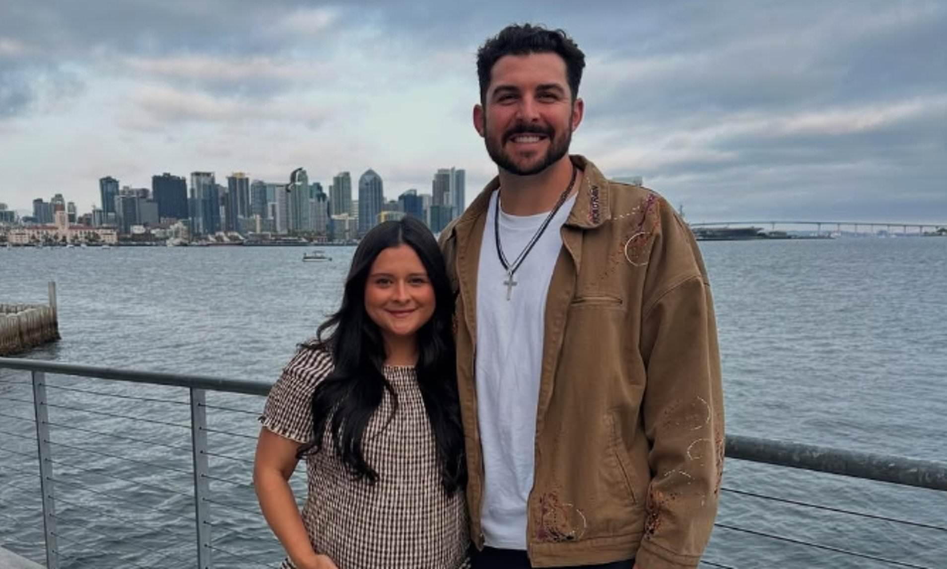 Dodgers star Alex Vesia steps away from team on eve of World Series due ...