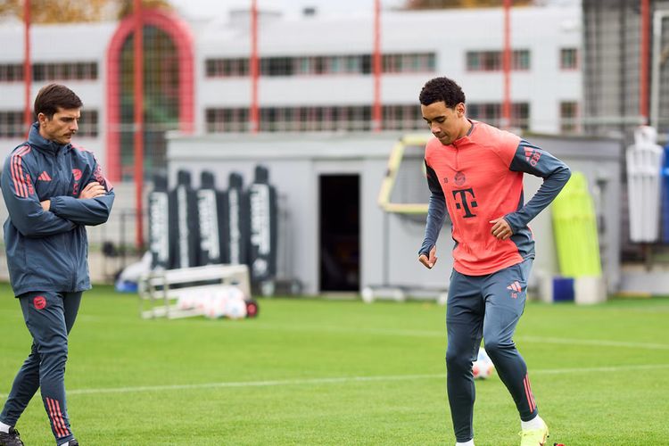 Jamal Musiala Kembali Berlatih Usai 3 Bulan Absen Akibat Patah Kaki