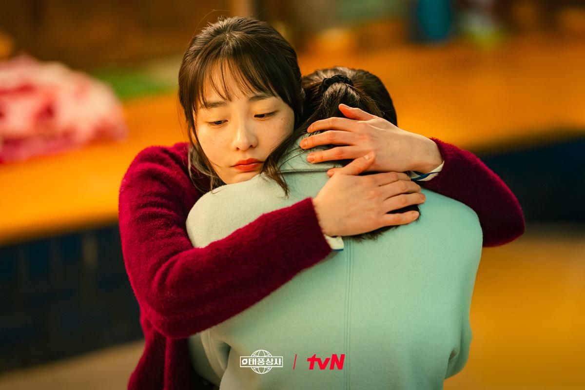 5 Krisis yang Dihadapi Tae Poong dan Mi Seon dalam Keluarga Badai