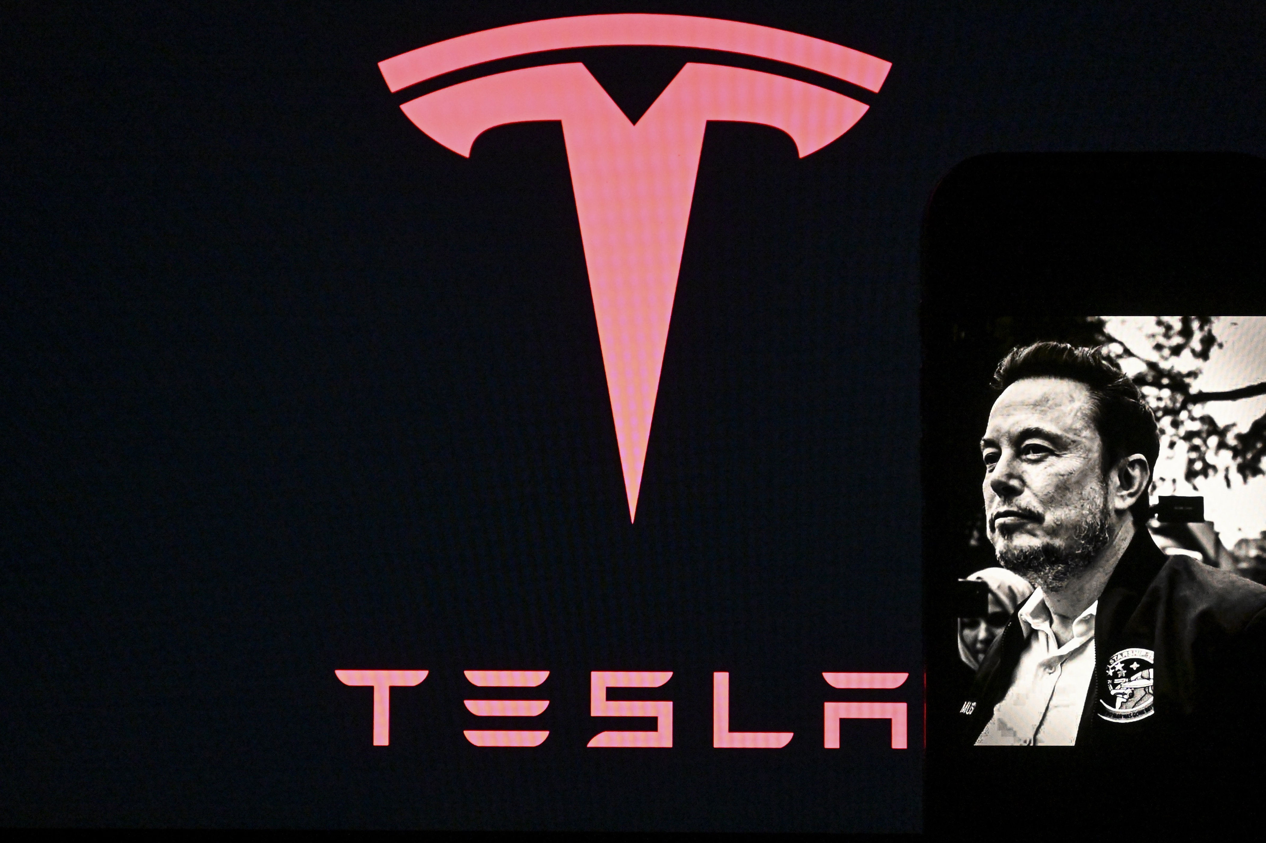 Tesla profits plunge nearly 40 percent in third quarter, and it gets worse