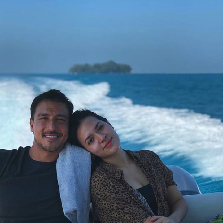 5 Berita Terpopuler: Raisa-Hamish soal Perceraian; Kekasih Ammar Zoni - Info Malang Raya AA1P4YU0 - Info Malang Raya