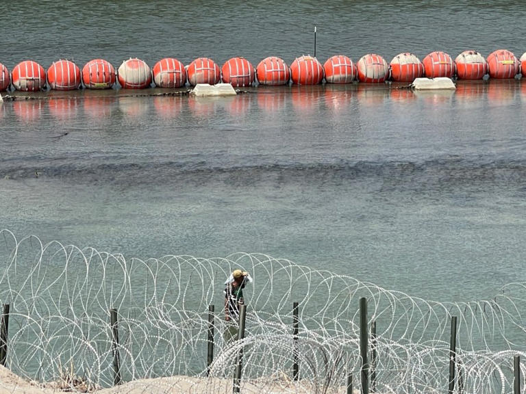 Buoys to be used as border barriers in Rio Grande, CBP confirms