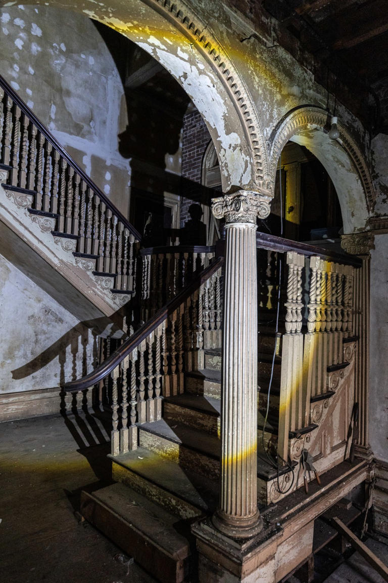 Decrepit Brooklyn mansion where a widow once lived for decades asks $2.59M