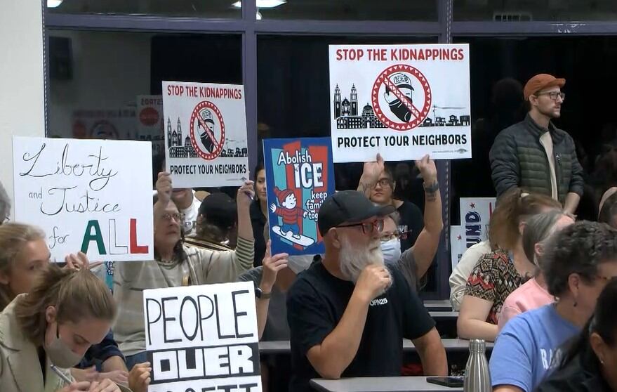 Community forum held about possible ICE detention center in Marana