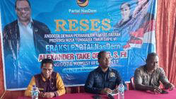 Alex Ofong Minta Pemerintah Bangun Jalan ke Ile Ape Timur, Bukan Takut Bencana