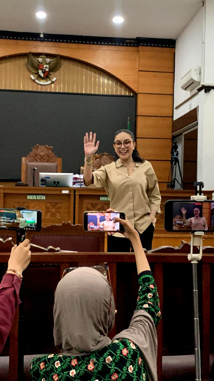 Nikita Mirzani Bantah TPPU, Sebut Transaksi Rp 2 Miliar Jelas dan Sah