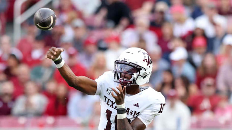 Which undefeated college football teams have the best chance to finish ...