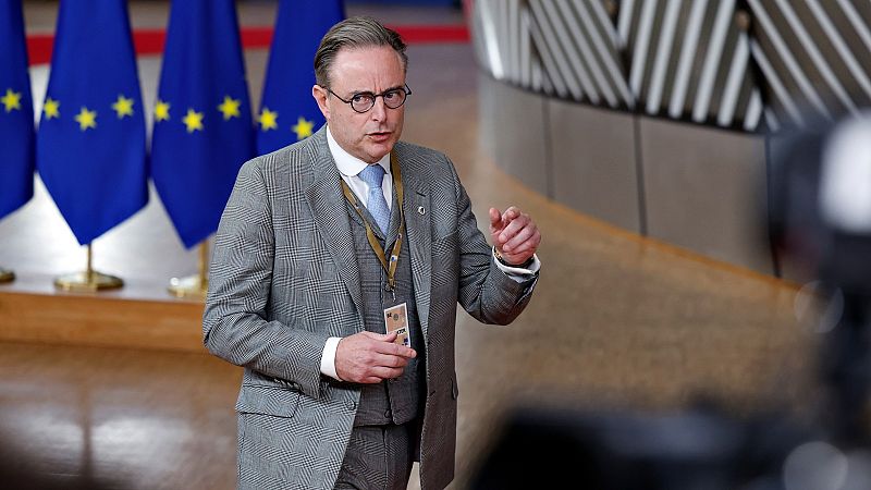 La resistencia belga frena un préstamo de 140.000 millones de euros ...