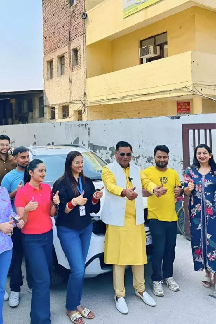 Entrepreneur gifts 51 luxury cars to employees on Diwali, goes viral ...