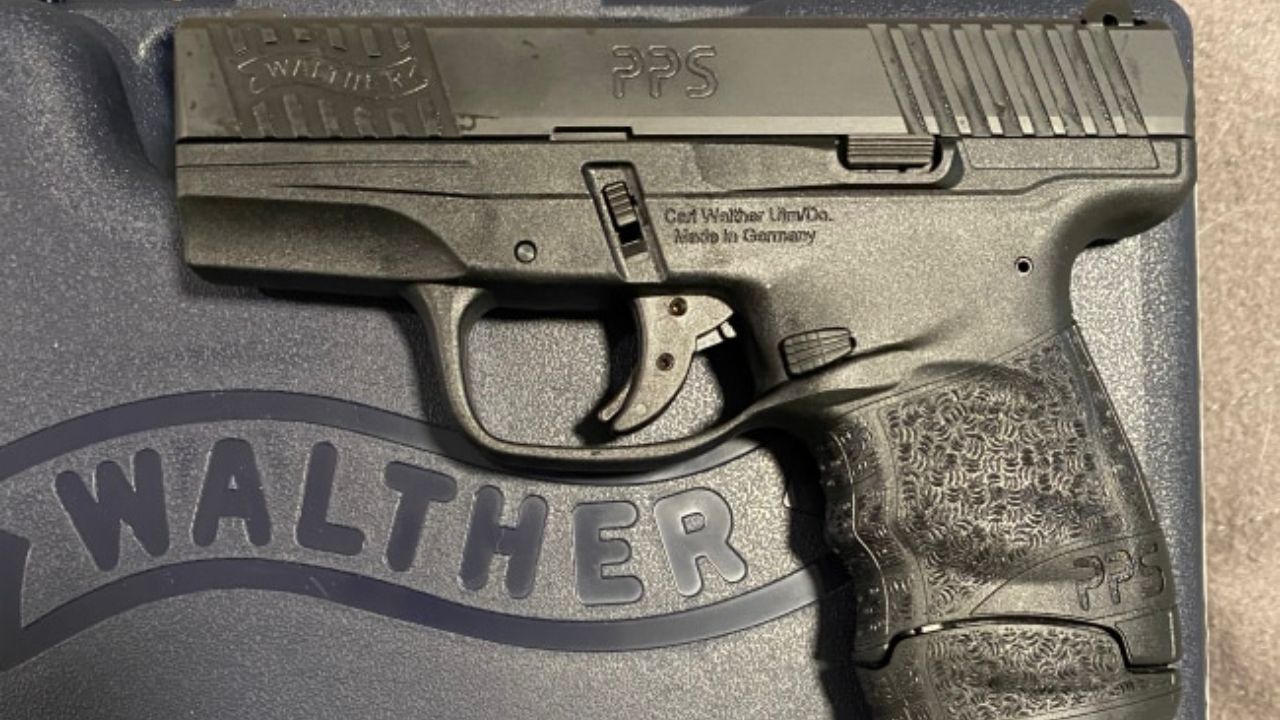 Walther PPS M2 (.40 S&W)